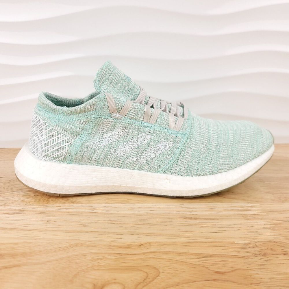 Adidas Sneakers Womens Size 10.5 Clear Mint PureBoost Go‎ Running Shoes B75827